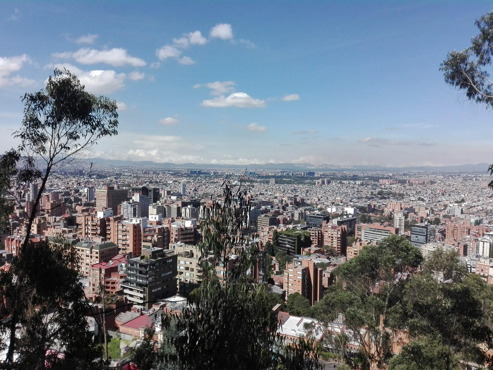 Colombia Tour Guide