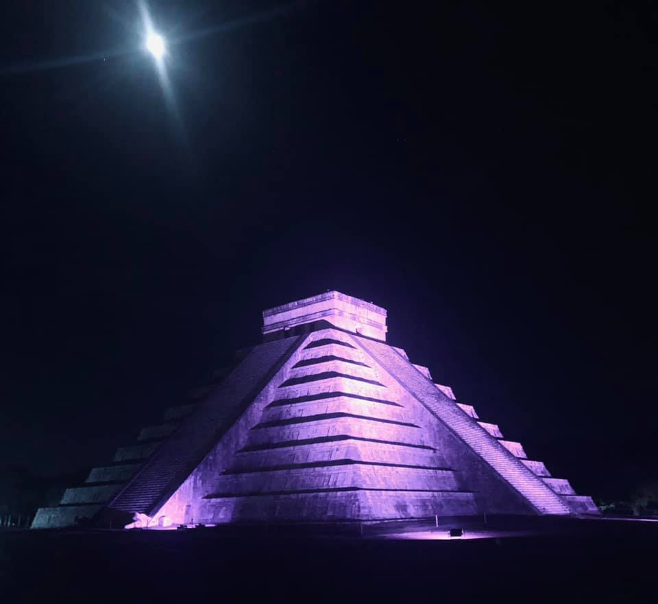 Chichen Itza Night Show: Visiting Chichen Itza at Night