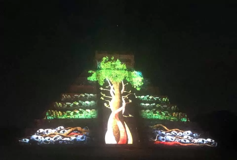 How To See The Chichen Itza Light Show