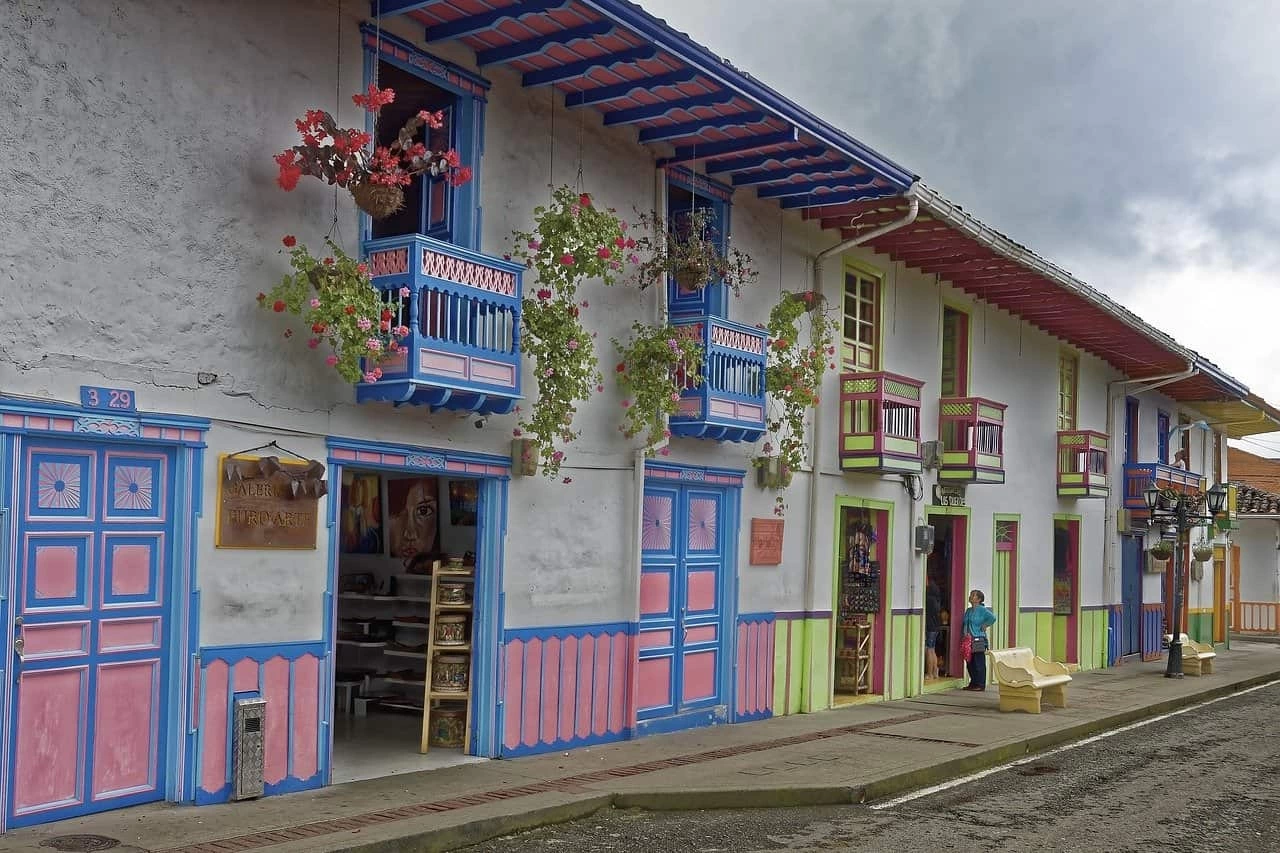 bus to salento in Colombia