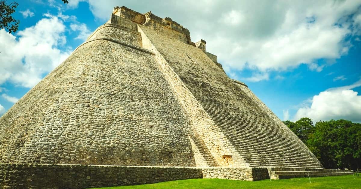 Visit Chichen Itza