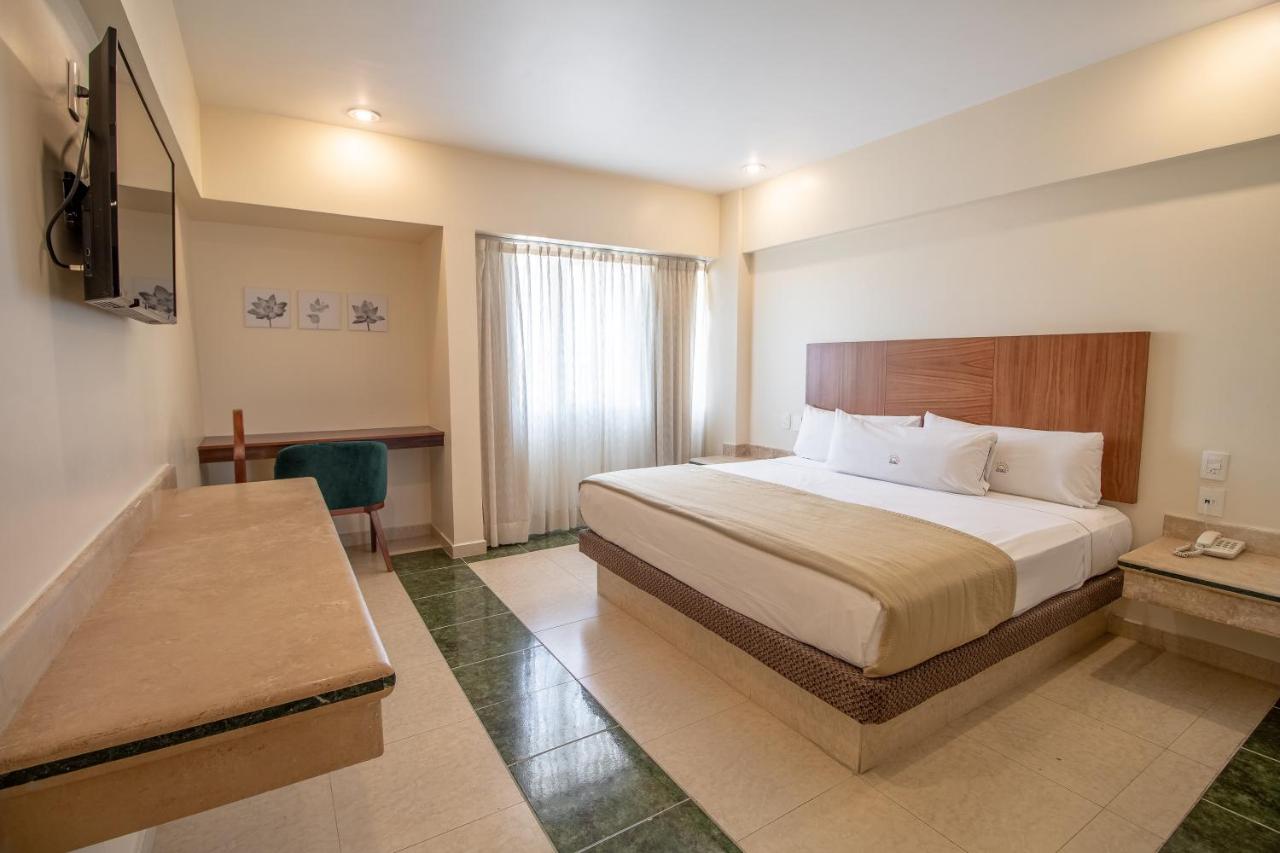 Mid-Budget Hotels in Guadalajara