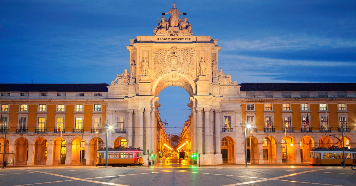 Best area to stay in Lisbon | Lisbon 5 day itinerary