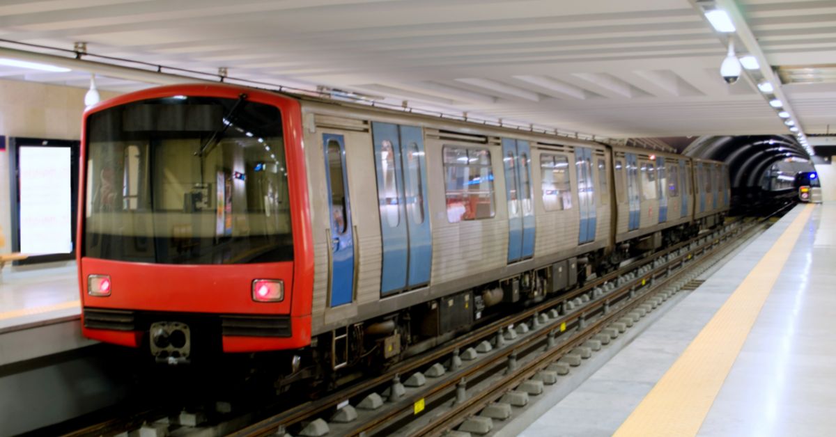 Lisbon tram | how to navigate Lisbon