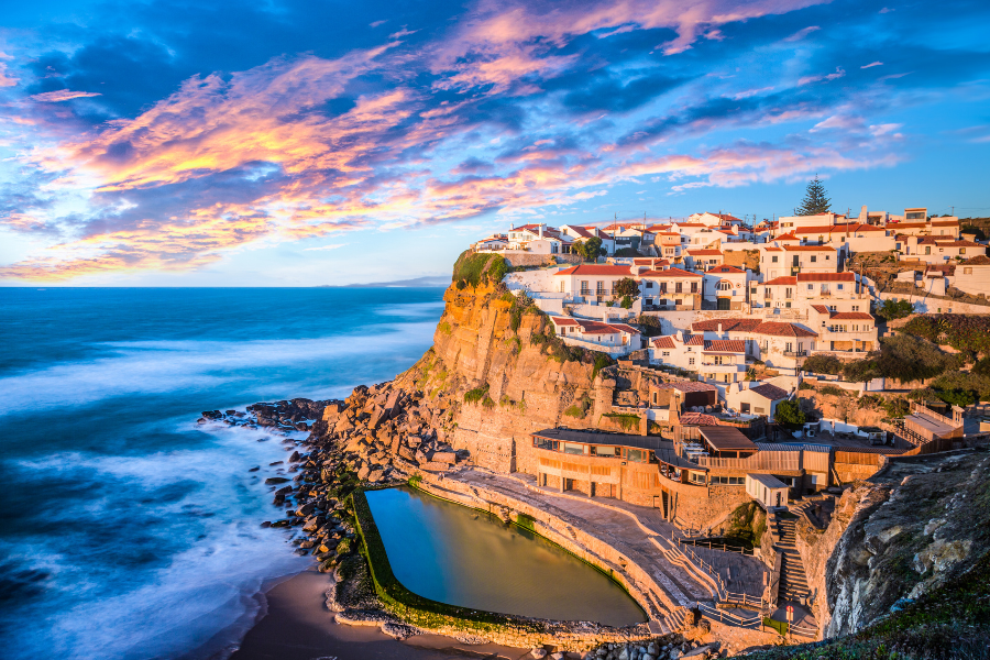 Driving from Lisbon to Porto: The 11 Best Places to visit 2022 Azenhas do mar