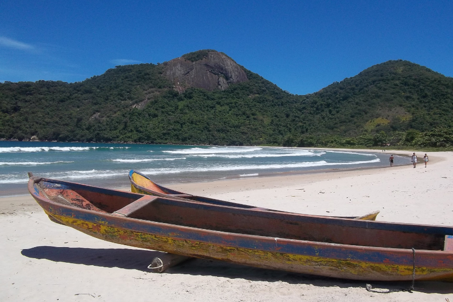 The Ultimate Guide to Visiting Isla Grande Colombia