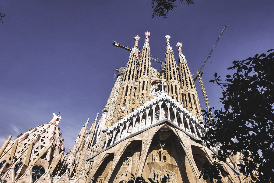 The Solo Girl's Guide to Barcelona