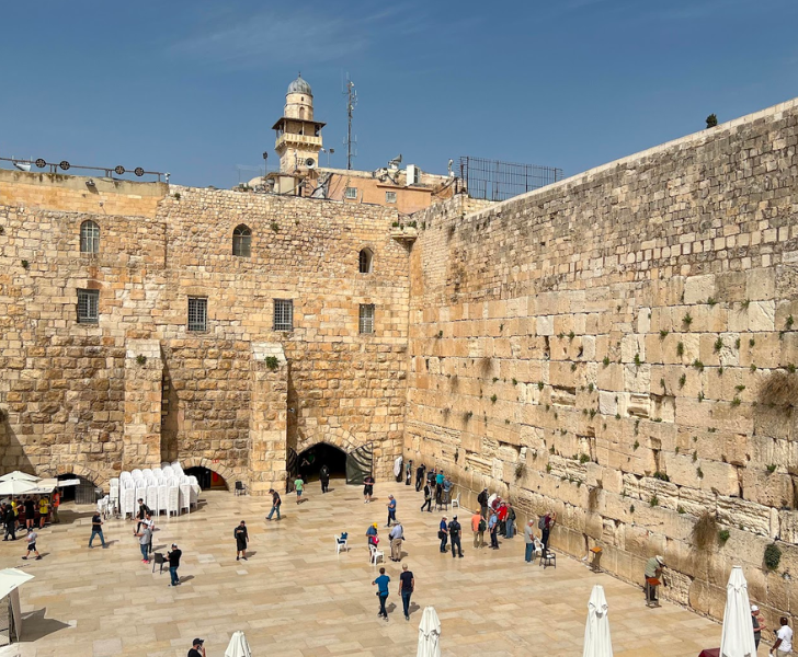 The western wall in Jerusalem, one of the most sacred sites in Judaism, stands as a powerful symbol of spirituality and history. Located in the heart of Jerusalem, this ancient structure attracts pilgrims and tourists