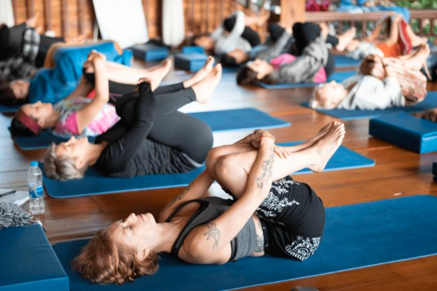 yoga teacher training thailand