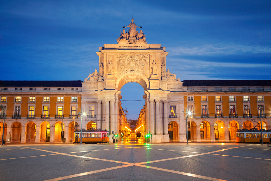 Solo Travel in Lisbon - Everything You Need To Know