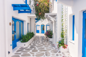 santorini itinerary