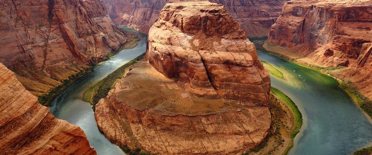 horseshoe-bend-1908283_1280 horseshoe-bend-1908283_1280